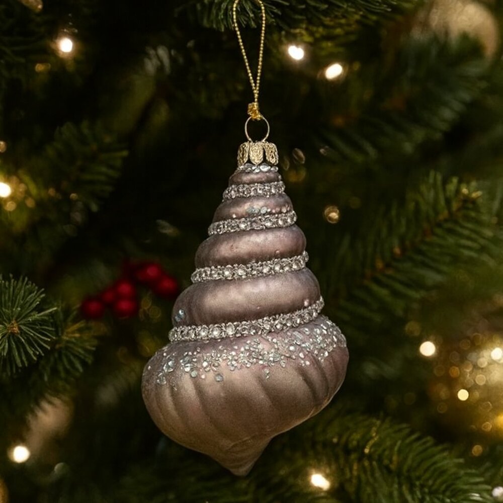 ✨ Wilford & Lee Home Accents Glass Shell Ornament – Elegant Coastal Decor ✨